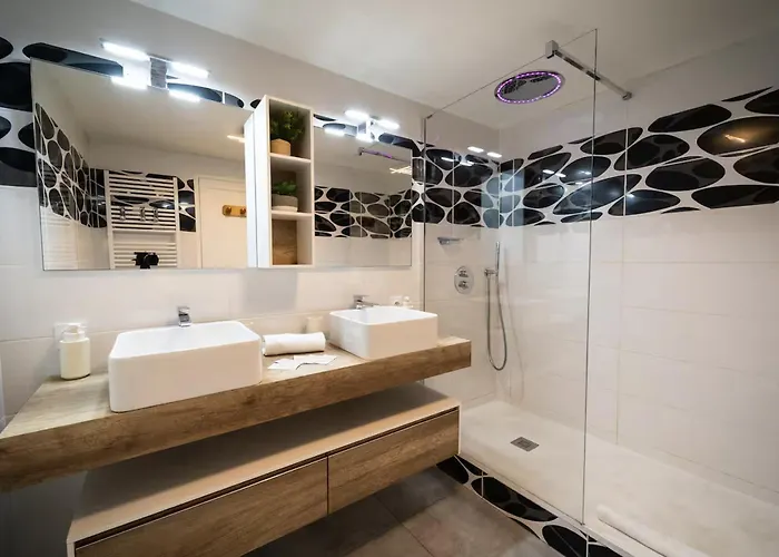 Hyper Centre Proche Gare Sauna Balcon *